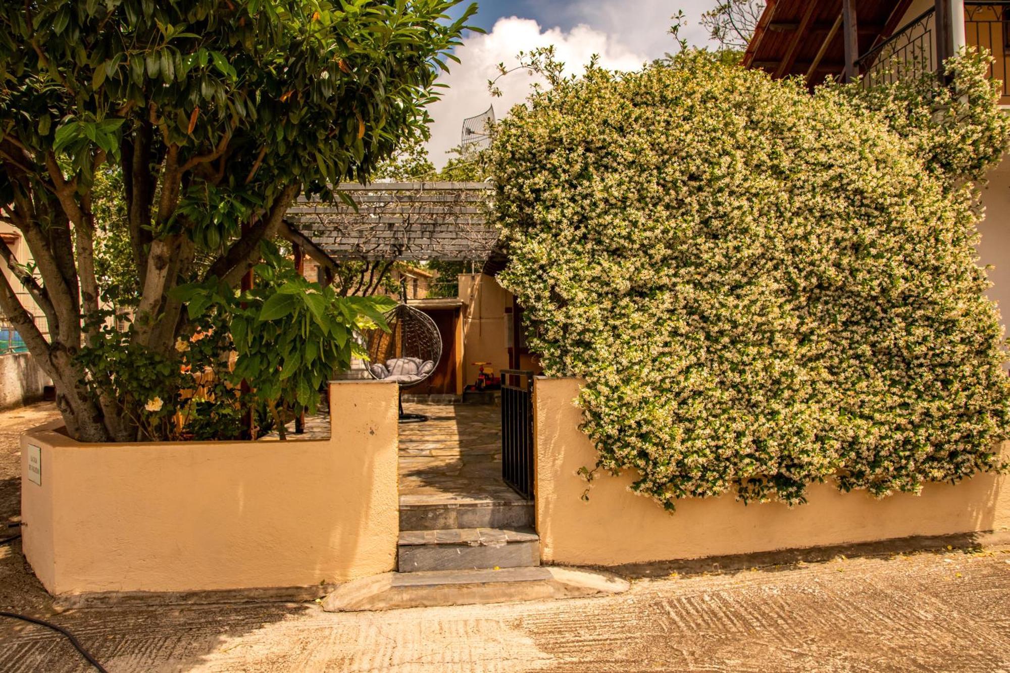 La Casa De Vacation Villa Лафкос Екстериор снимка